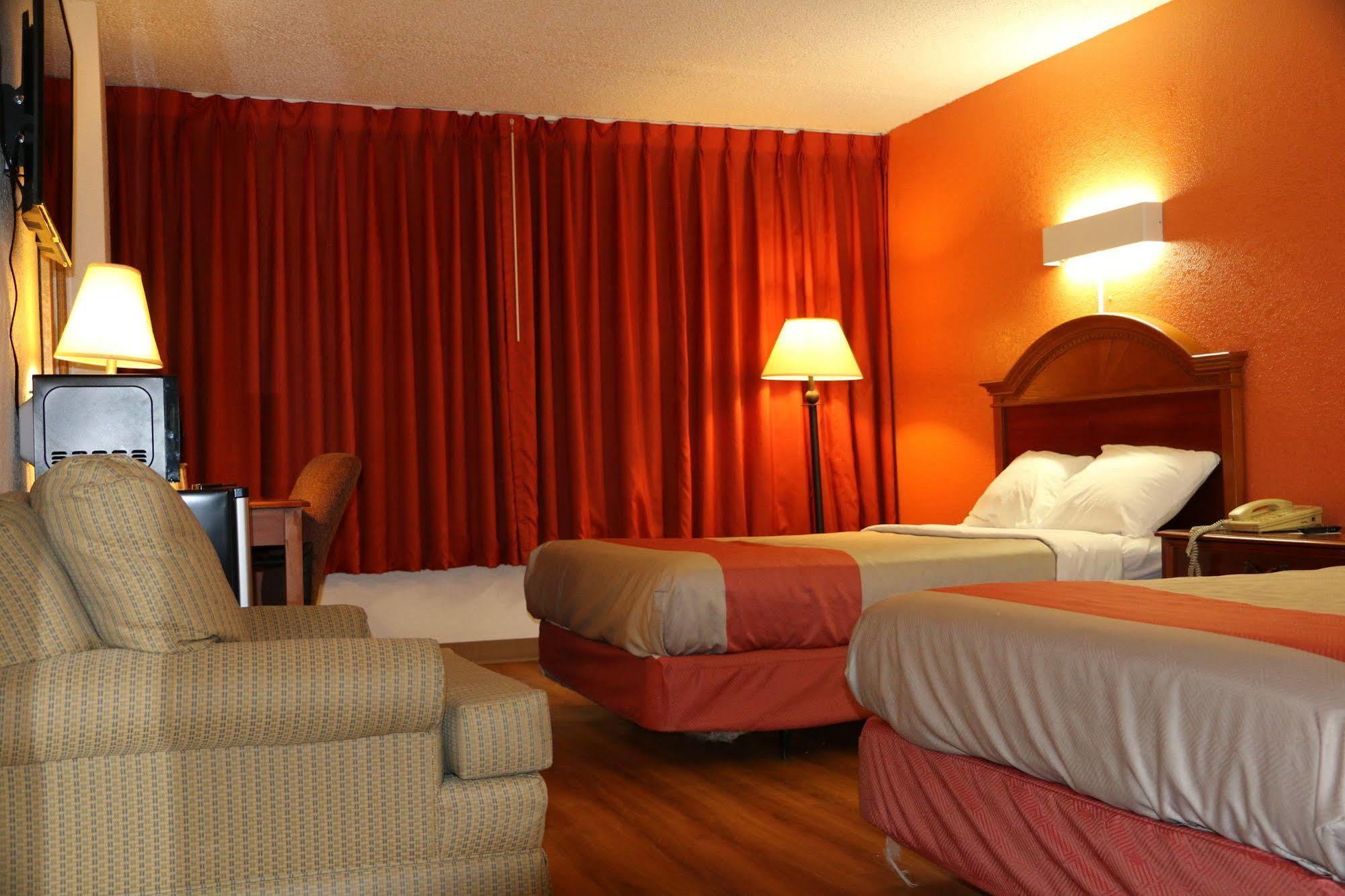 Sky Hotel At Tulsa Airport 外观 照片